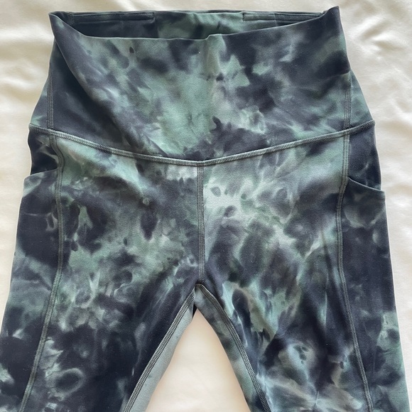 Lululemon align high rise crop with pockets leggins size 6 - Picture 3 of 5